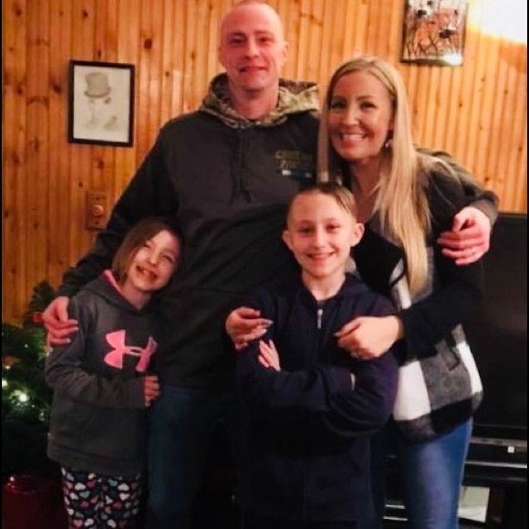 Meet your Posher, Tara - Picture 4 of 6